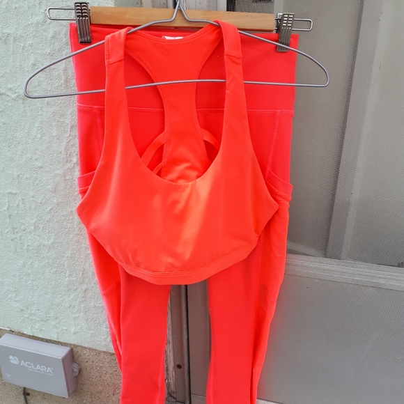 FABLETICS SET XS BRA AND LEGGINGS - Picture 6 of 14